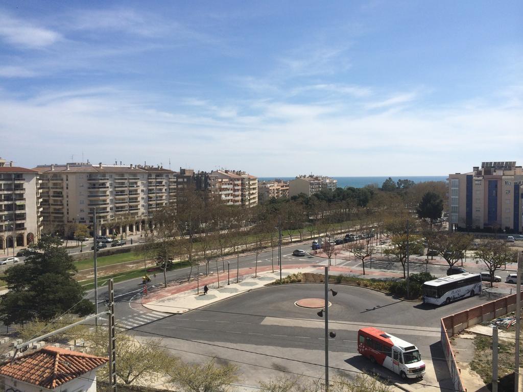 Apartment Verge De Montserrat Cambrils Exterior foto